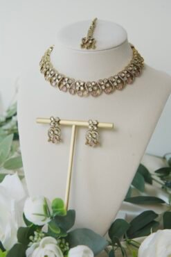 Lucky Clover Kundan Set