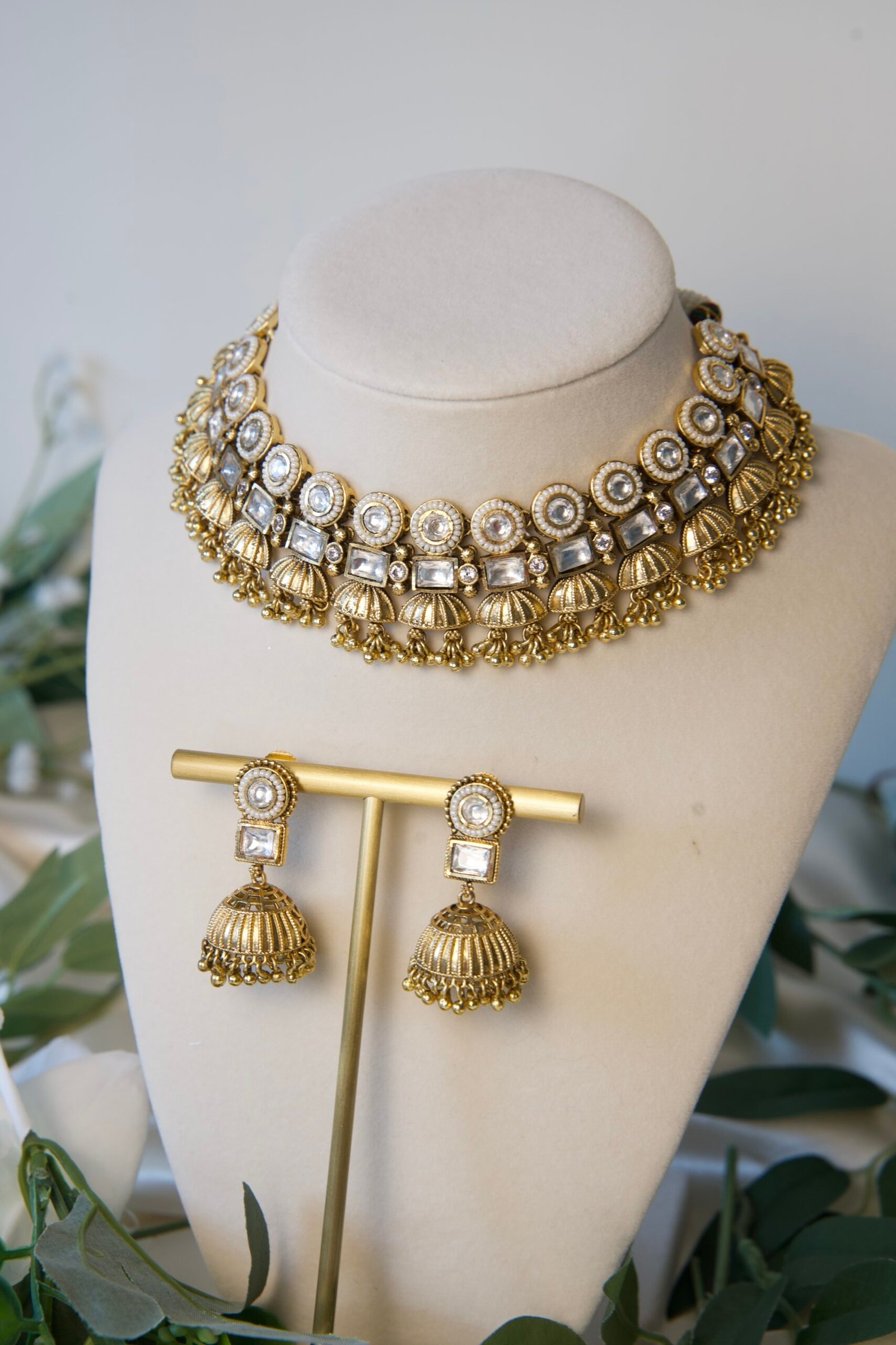 Mihir Kundan Antique Set - Image 2