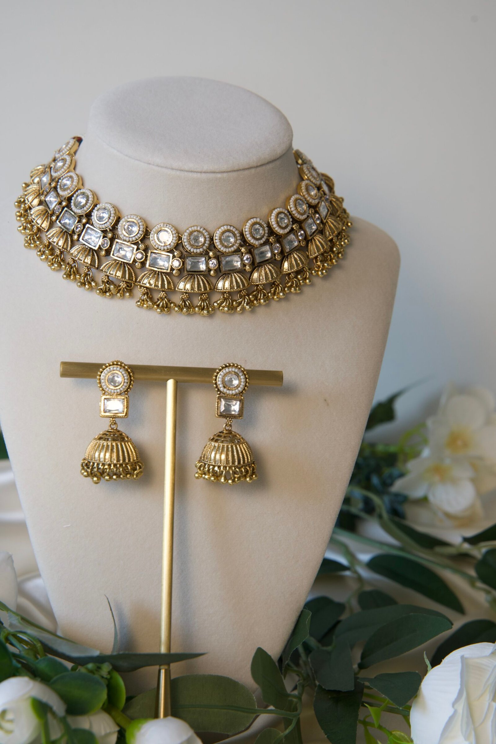 Mihir Kundan Antique Set - Image 3