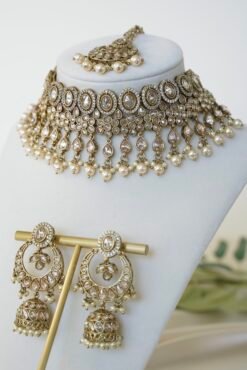 Tvesa Necklace Set - Image 3