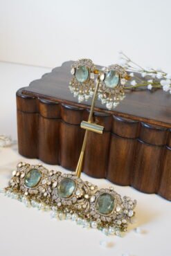 Noor Kundan Statement Choker Set - Image 3