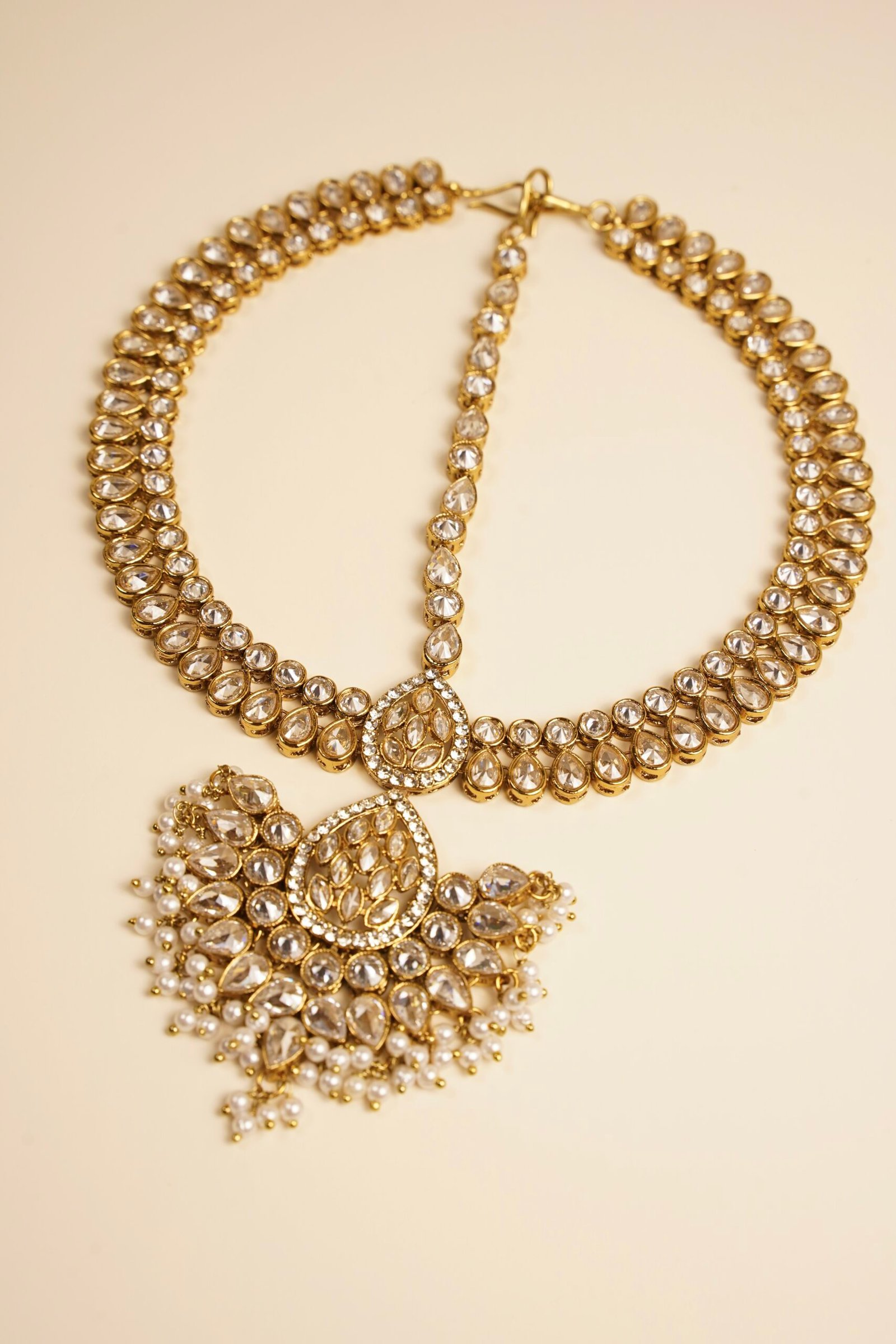 Zoya Stone and Pearls Mathapatti - Image 2