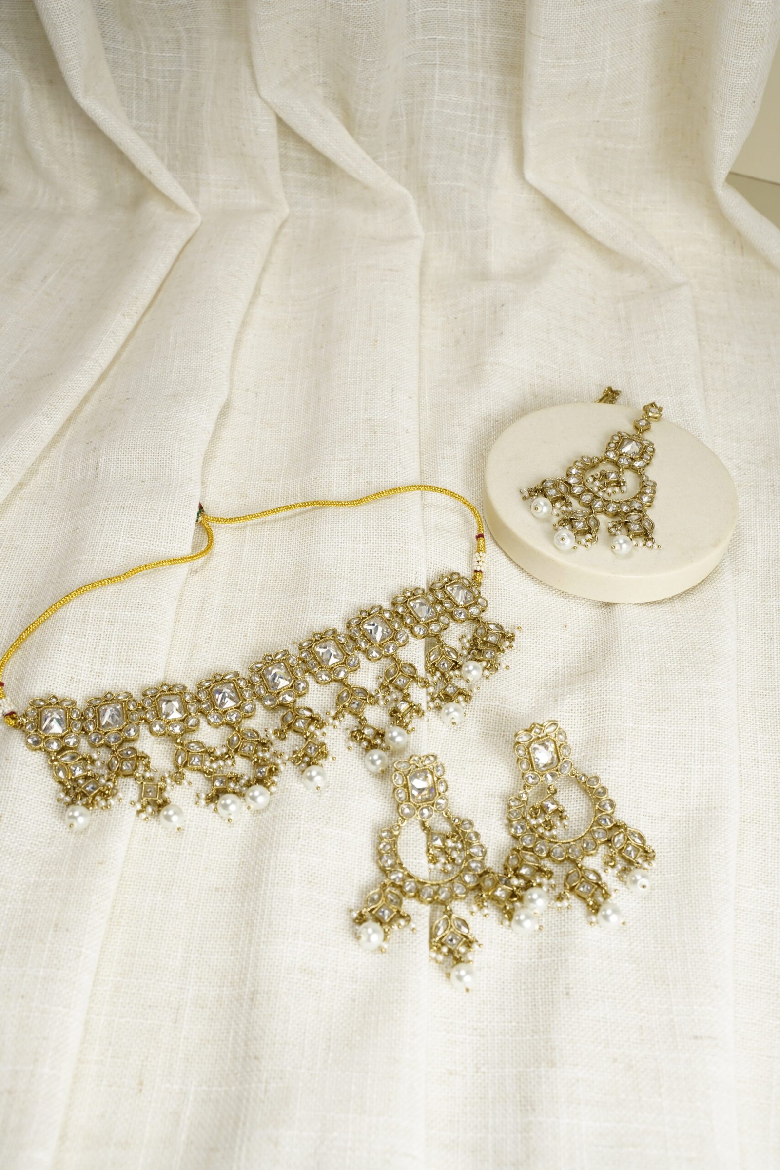 Roohi Choker Set