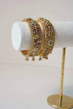 Alternative view of Ruby and Green Antique Bangle Set