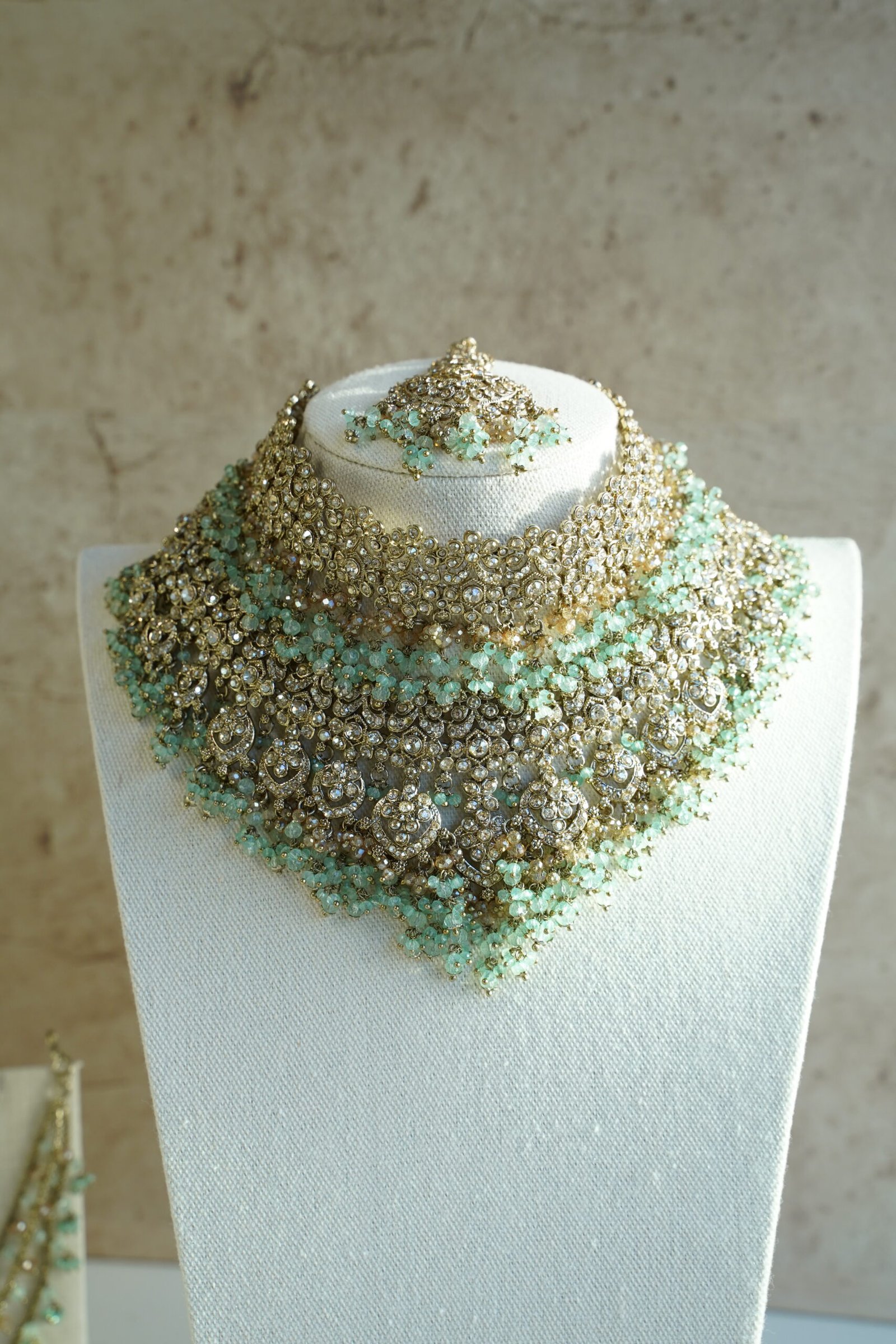 Aafreen Double Layer Bridal Set - Image 2