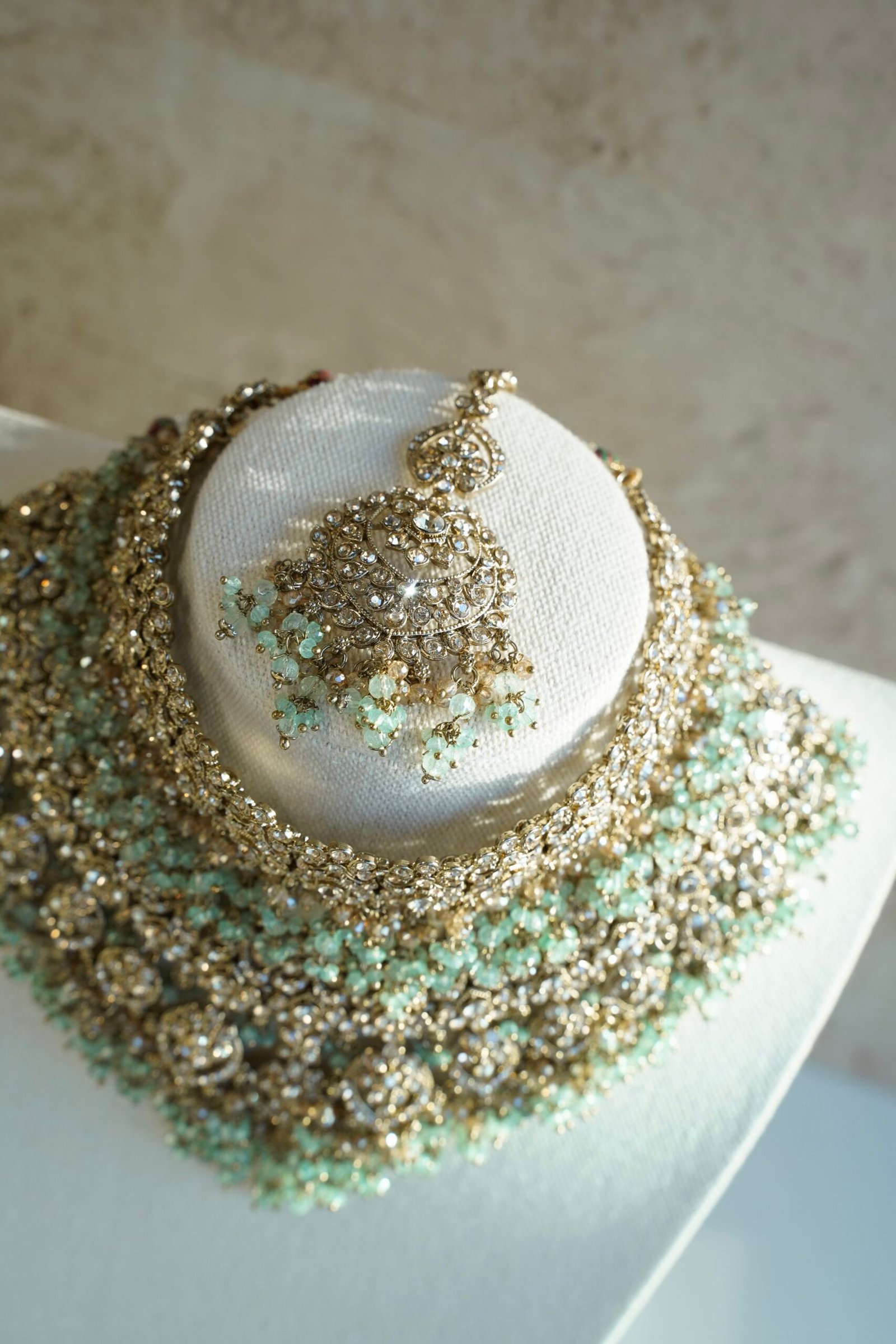 Aafreen Double Layer Bridal Set - Image 3
