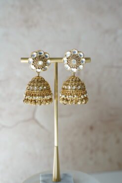 Swarnika Kundan Bridal Neckalce Set - Image 4