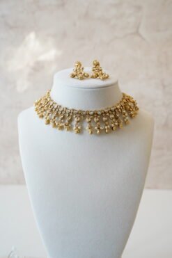 Sunehri Delicate Set