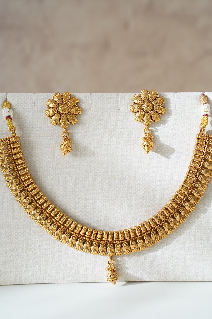 Preeti Necklace Set - Image 3