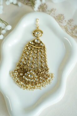 Gold plated Kundan passa jhumar with pearl drops - South Asian bridal hair jewelry