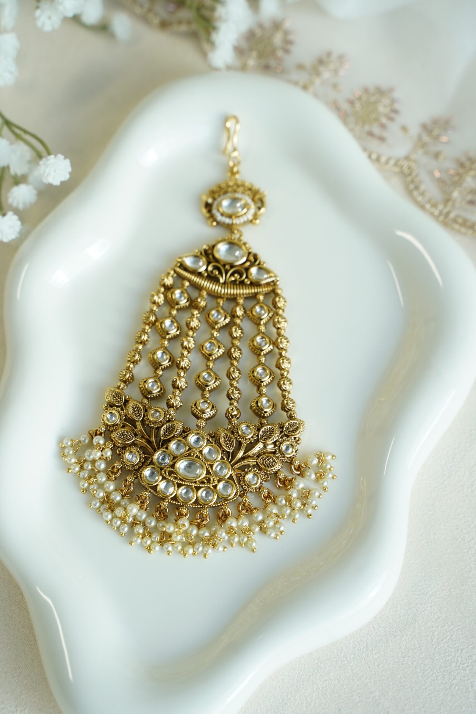 Gold plated Kundan passa jhumar with pearl drops - South Asian bridal hair jewelry