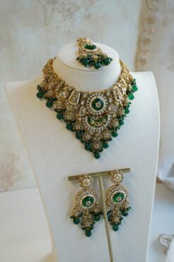 Gold and emerald green Suraiya necklace set with matching tikka and earrings